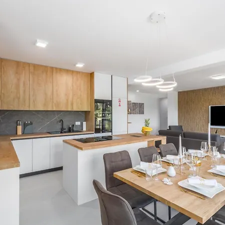 Matic With Balcony And Shared Pool Apartamento