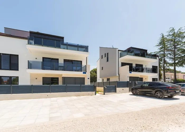 Matic With Balcony And Shared Pool