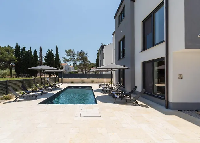 Matic With Balcony And Shared Pool Apartment
