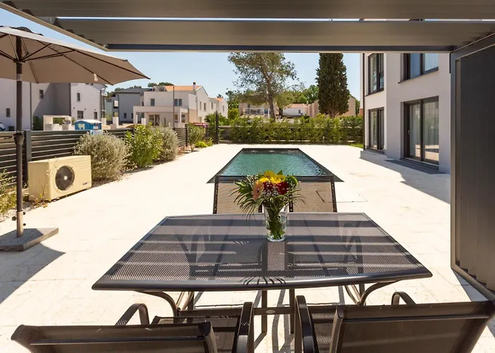 Matic With Balcony And Shared Pool Apartment