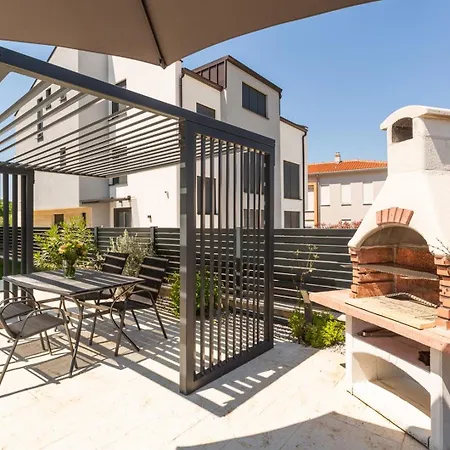 Matic With Balcony And Shared Pool