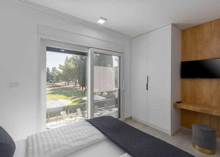 Matic With Balcony And Shared Pool *